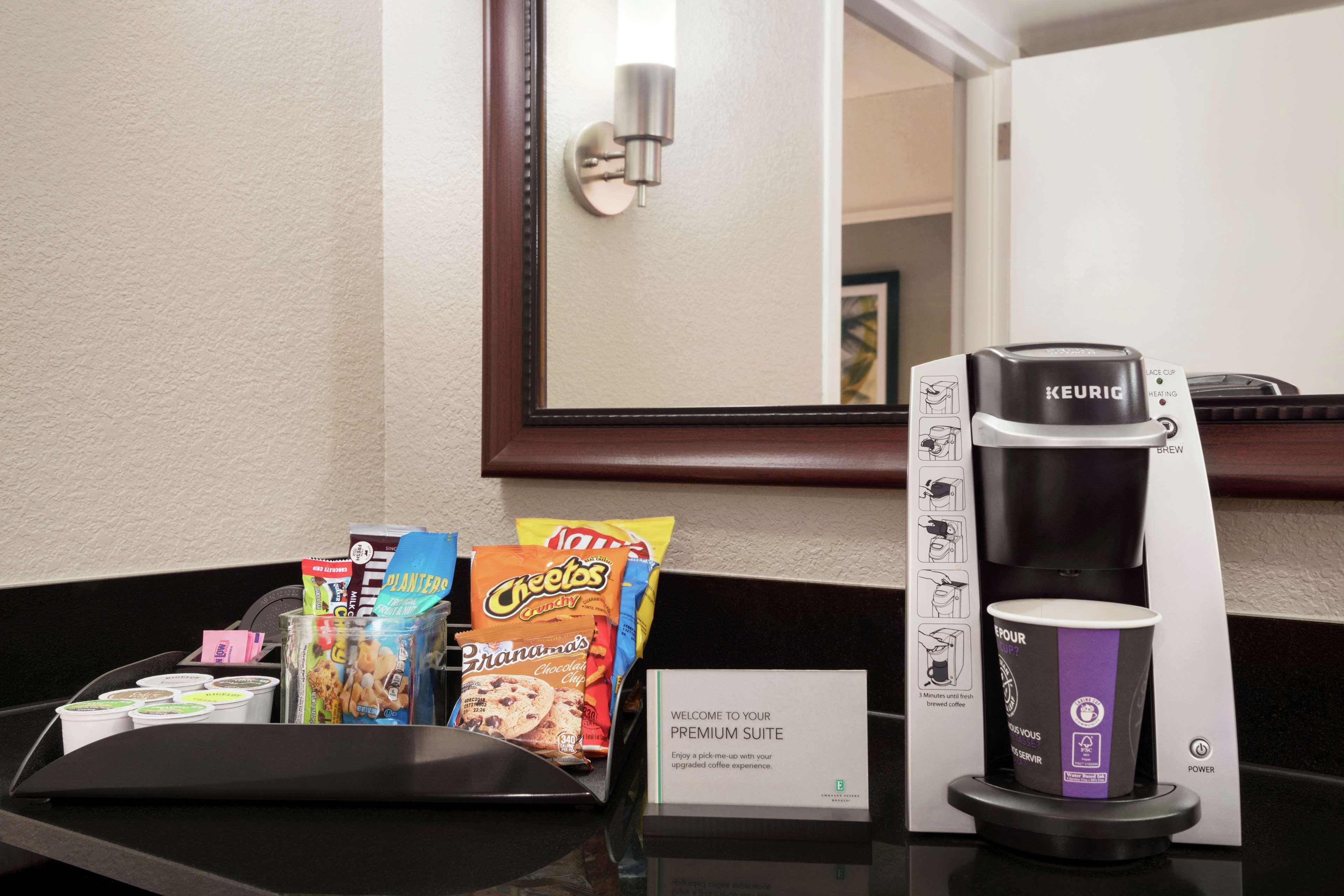 Embassy Suites Brunswick Dış mekan fotoğraf