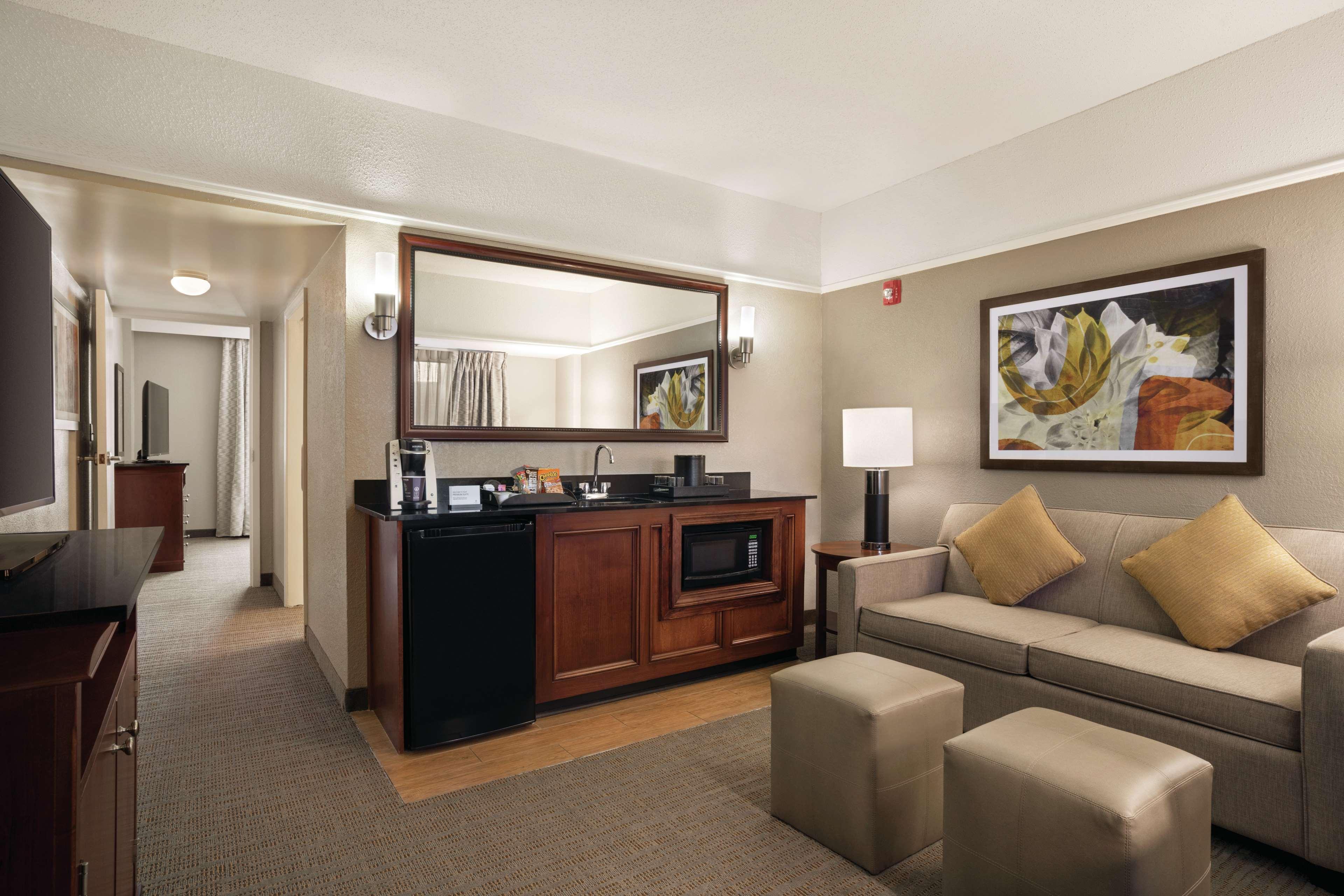 Embassy Suites Brunswick Dış mekan fotoğraf