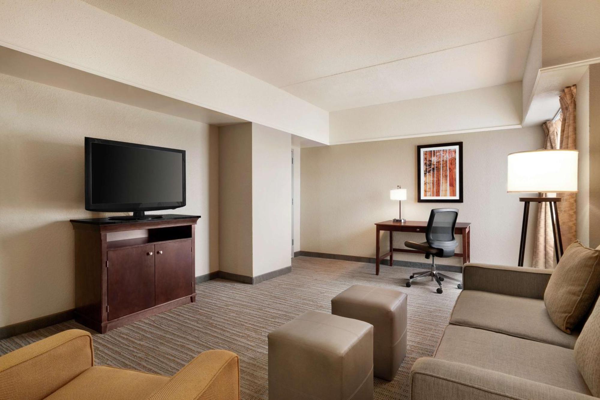 Embassy Suites Brunswick Dış mekan fotoğraf