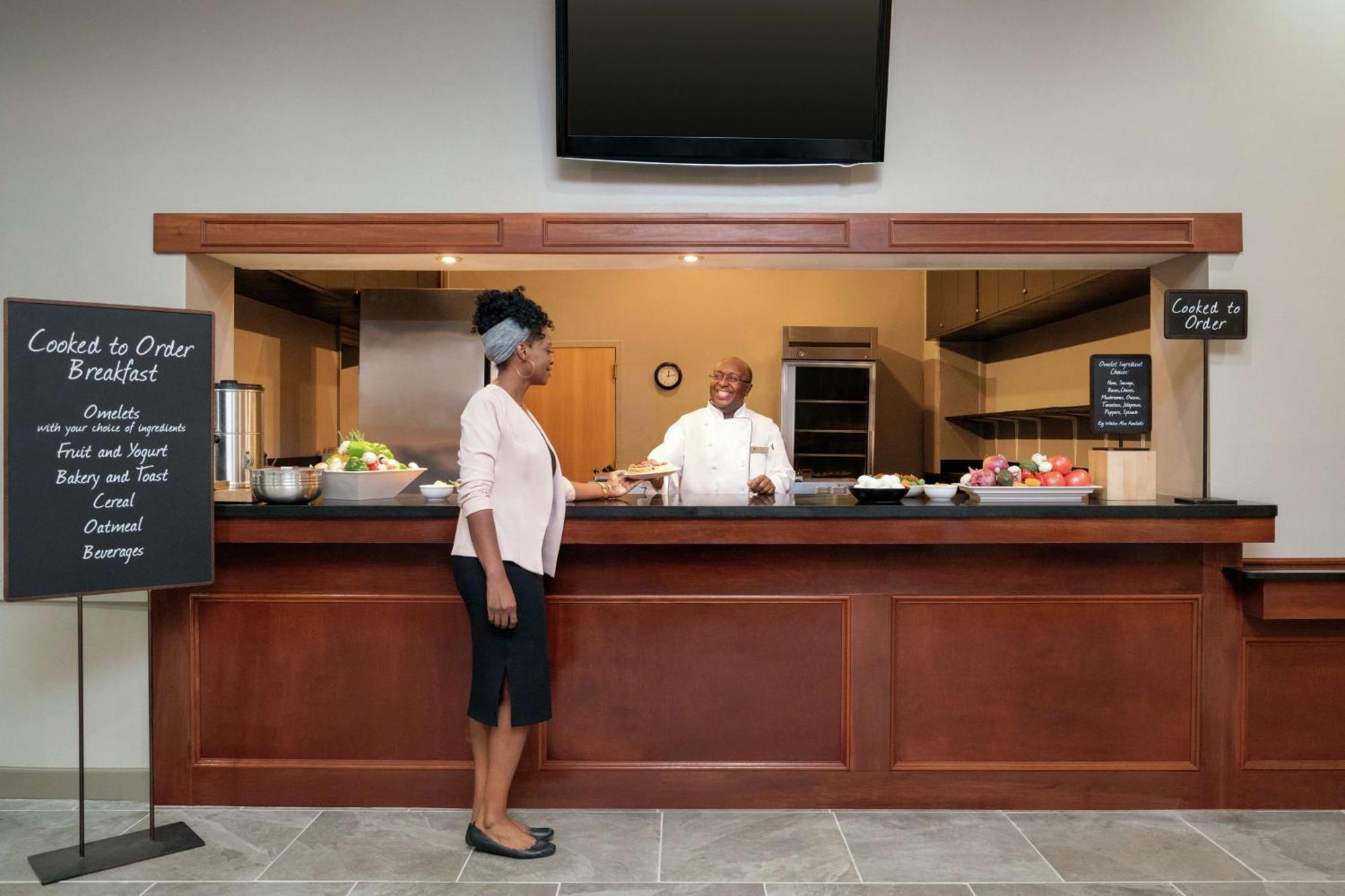 Embassy Suites Brunswick Dış mekan fotoğraf
